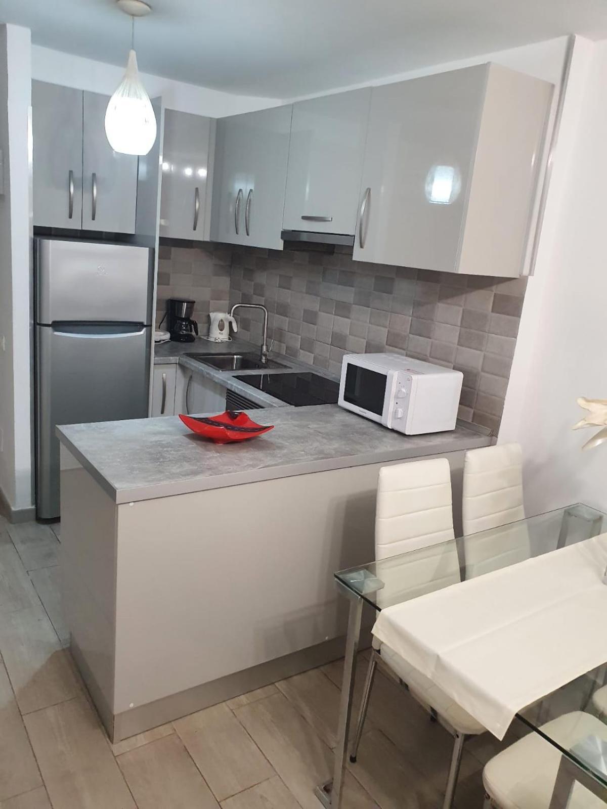 Apartamento Torres Del Sol アロナ エクステリア 写真