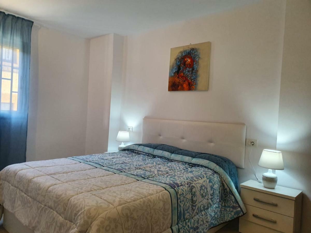 Apartamento Torres Del Sol アロナ エクステリア 写真